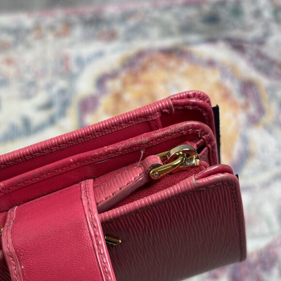 Prada Vitello Move Compact Wallet - Picture 8 of 16